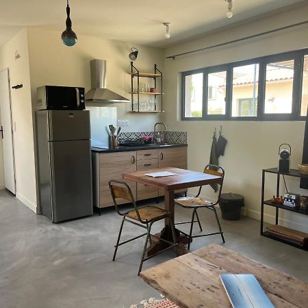 Studio Dans Les Alpilles Daire Fontvieille Dış mekan fotoğraf