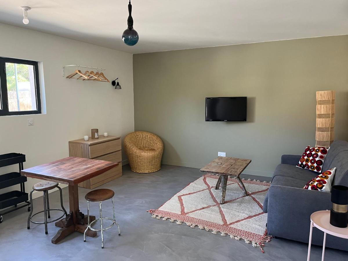 Studio Dans Les Alpilles Daire Fontvieille Dış mekan fotoğraf