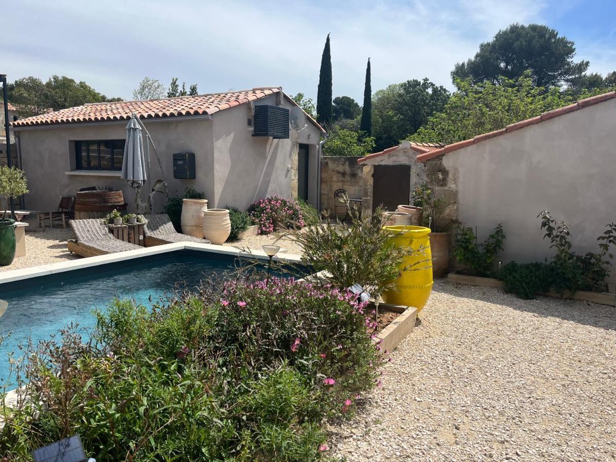 Studio Dans Les Alpilles Daire Fontvieille Dış mekan fotoğraf